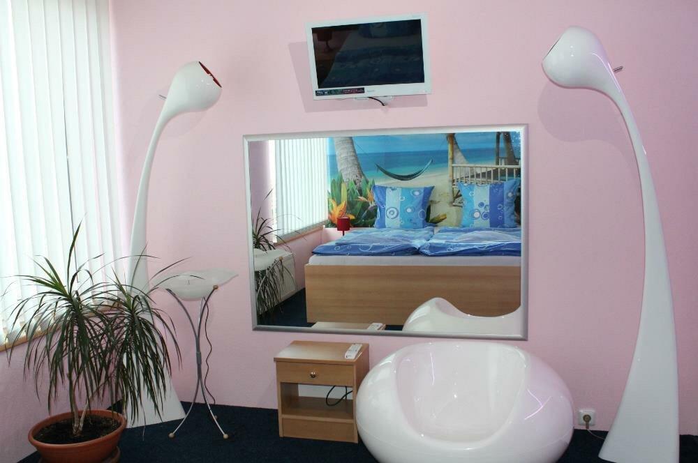 Mondeo Prague Hotel Екстериор снимка
