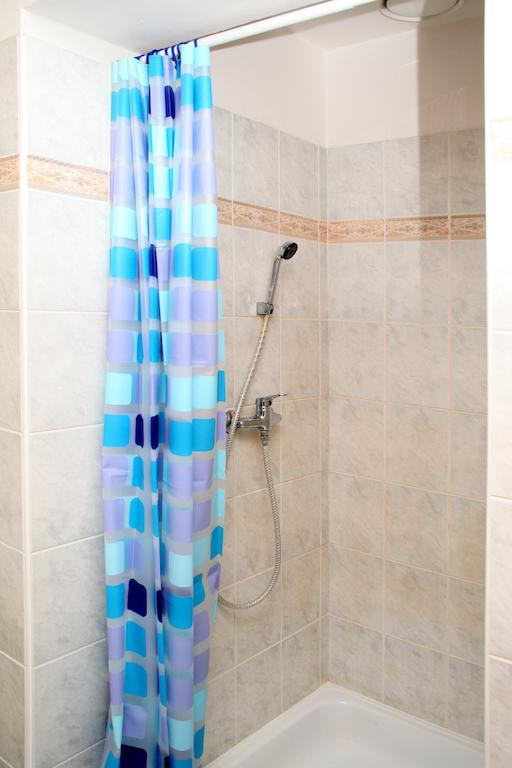 Mondeo Prague Hotel Стая снимка