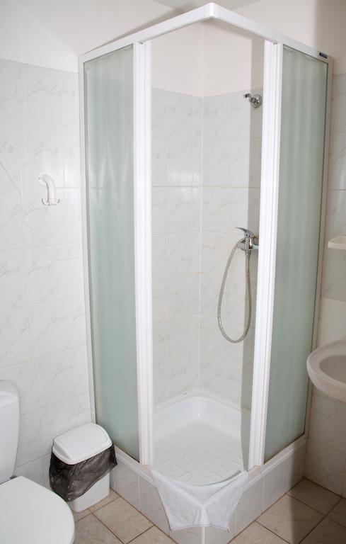 Mondeo Prague Hotel Екстериор снимка
